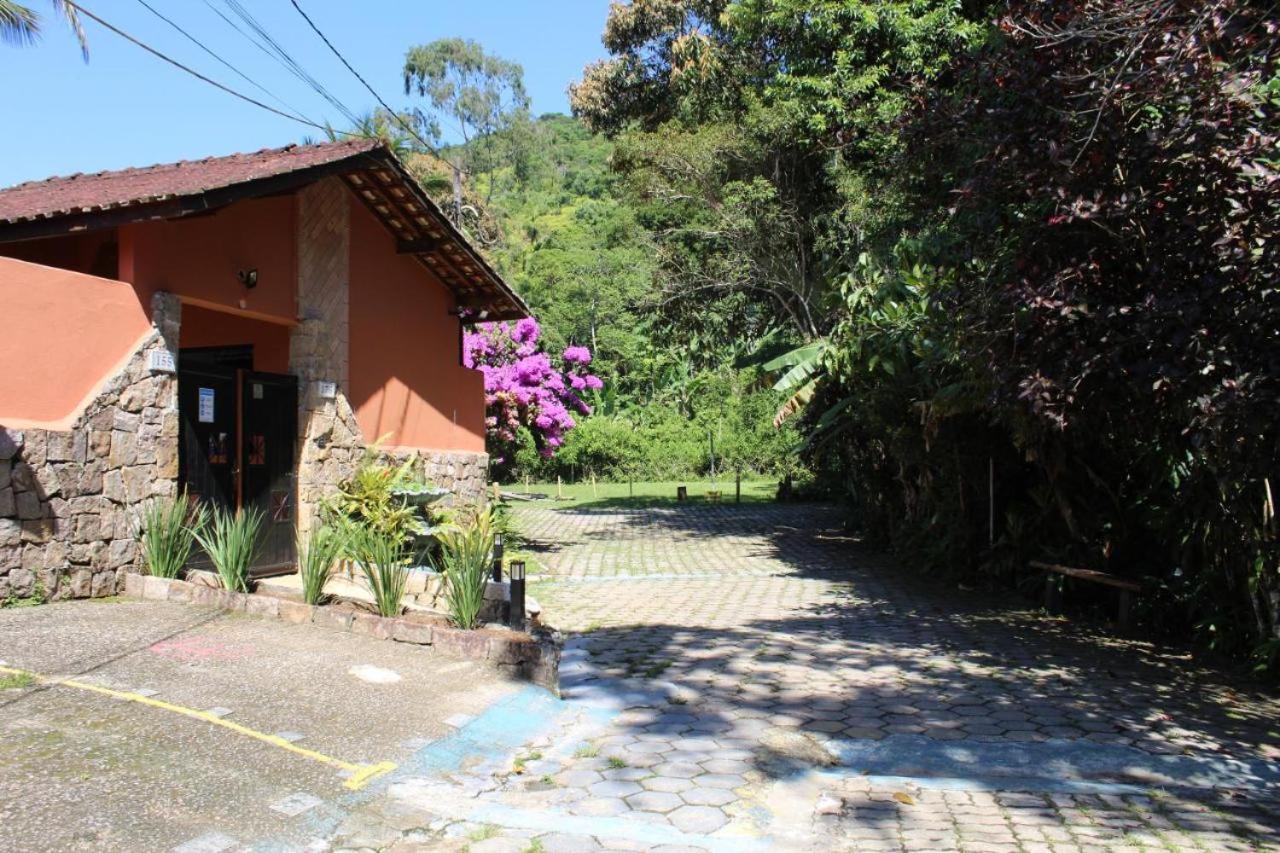 Chales Suites Ubatuba Paradise Toninhas Exterior photo