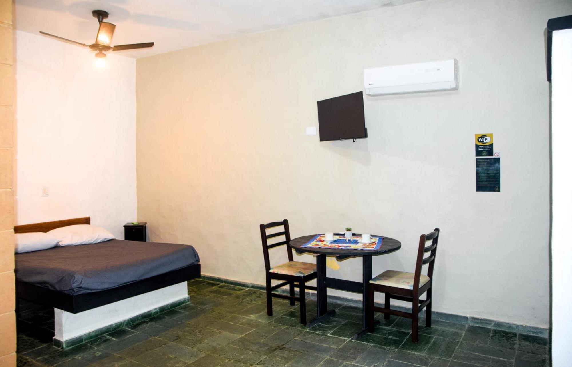 Chales Suites Ubatuba Paradise Toninhas Exterior photo